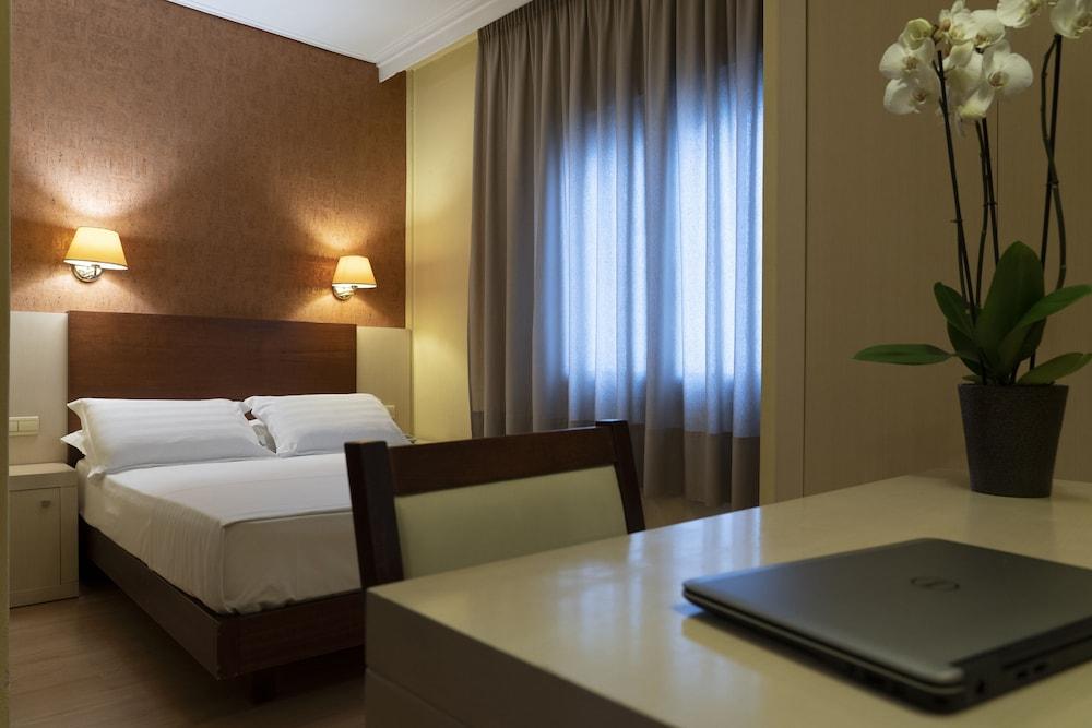 Esperia Hotel Kavála Luaran gambar